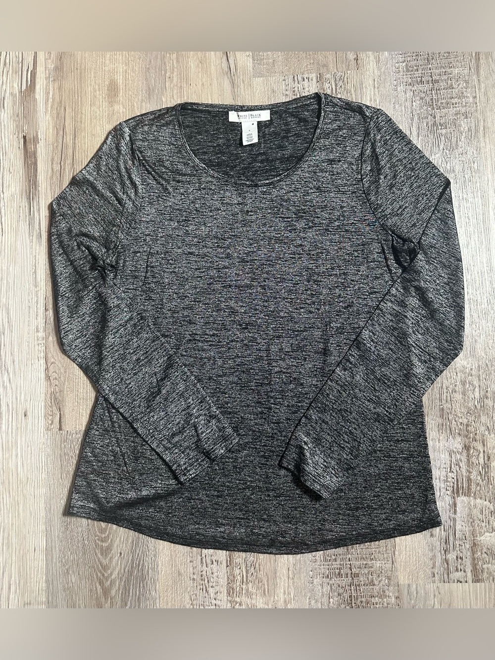 ⭐️5/25⭐️White House Black Market Charcoal Long Sleeve Scoop Neck Top